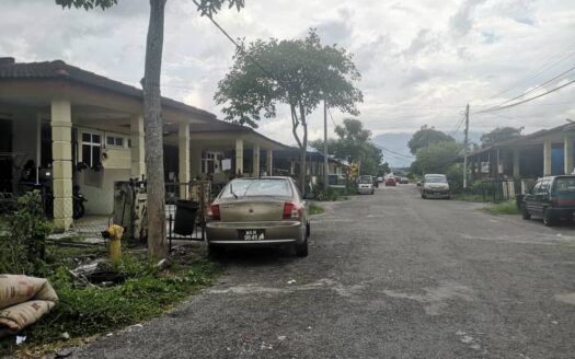 TERES SETINGKAT TAMAN KAMUNTING AMAN