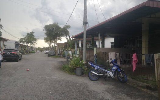 TERES SETINGKAT TAMAN KAMUNTING AMAN