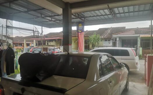 RUMAH KEDIAMAN SETINGKAT TAMAN KAMUNTING AMAN