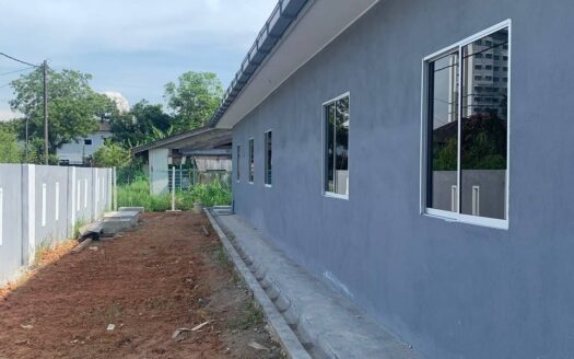 RUMAH SEBUAH SETINGKAT KG SENTOSA, SIMPANG