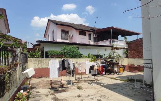 Semi-D Dua Tingkat, Taman Kenari, Kuala Kangsar, Perak