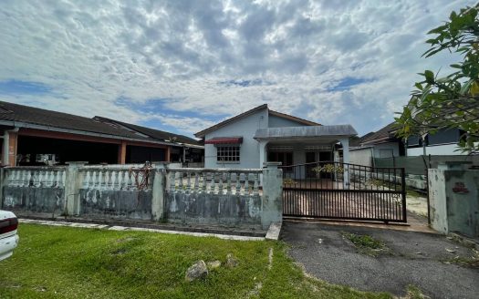[VIEW PADANG] BANGLO SETINGKAT TAMAN LONG JAAFAR, TAIPING, PERAK