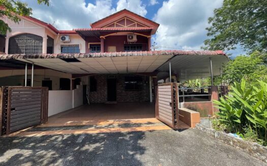 [CORNER LOT] TERES DUA TINGKAT TAMAN DESA JAYA 8, KAMUNTING, PERAK