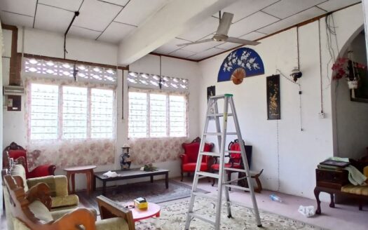 [CORNER LOT] BANGLO SETINGKAT TAMAN LONG JAAFAR, TAIPING, PERAK
