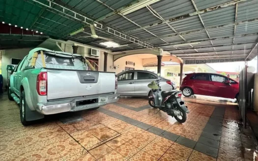 BANGLO SETINGKAT TRONOH, PERAK