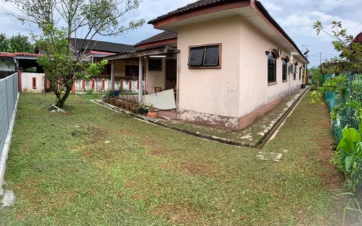 [FOR SALE] BANGLO SETINGKAT POKOK ASSAM @ TAIPING, PERAK